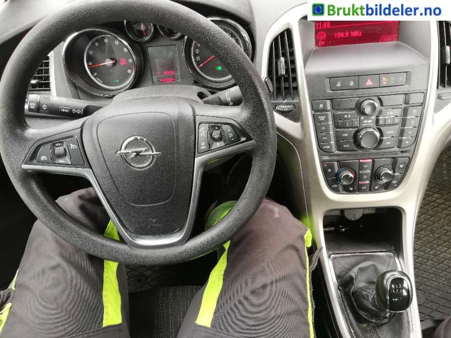 Opel Astra J 2010-2015 delebil , Motorkode: A14XER, Girkassekode: 