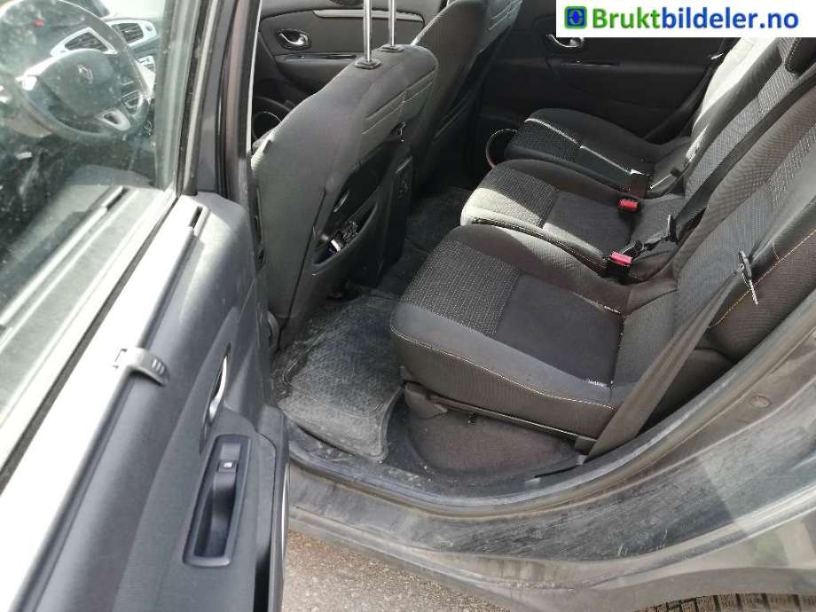 Renault Scenic 2003-2009 (Type II) delebil , Motorkode: F9Q-870, Girkassekode: 