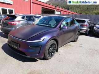Tesla Model Y,   (TESLA|2005481-00-A)