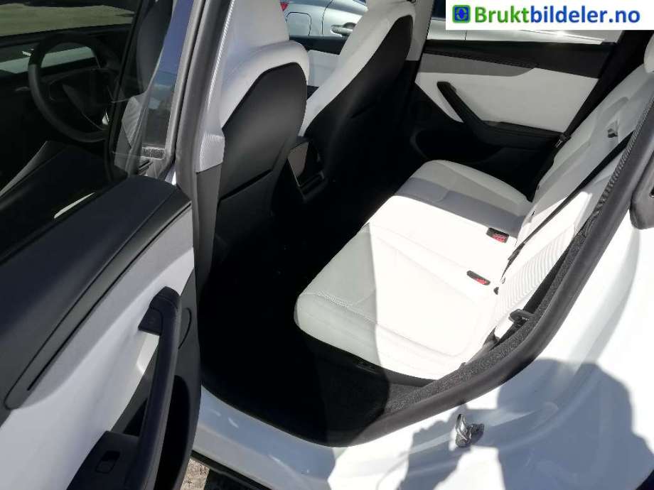 Tesla Model Y 2021-2024 (Type I) , Motorkode: 3D3;4D3, Girkassekode: 