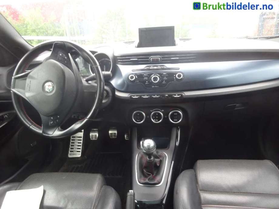 Alfa Romeo Giulietta 2010-2018 delebil , Motorkode: 940.A3.000, Girkassekode: 