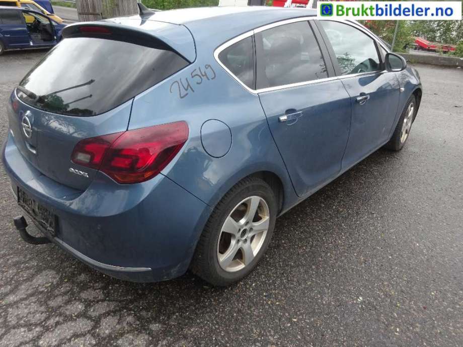 Opel Astra J 2010-2015 , Motorkode: A17DTE, Girkassekode: 