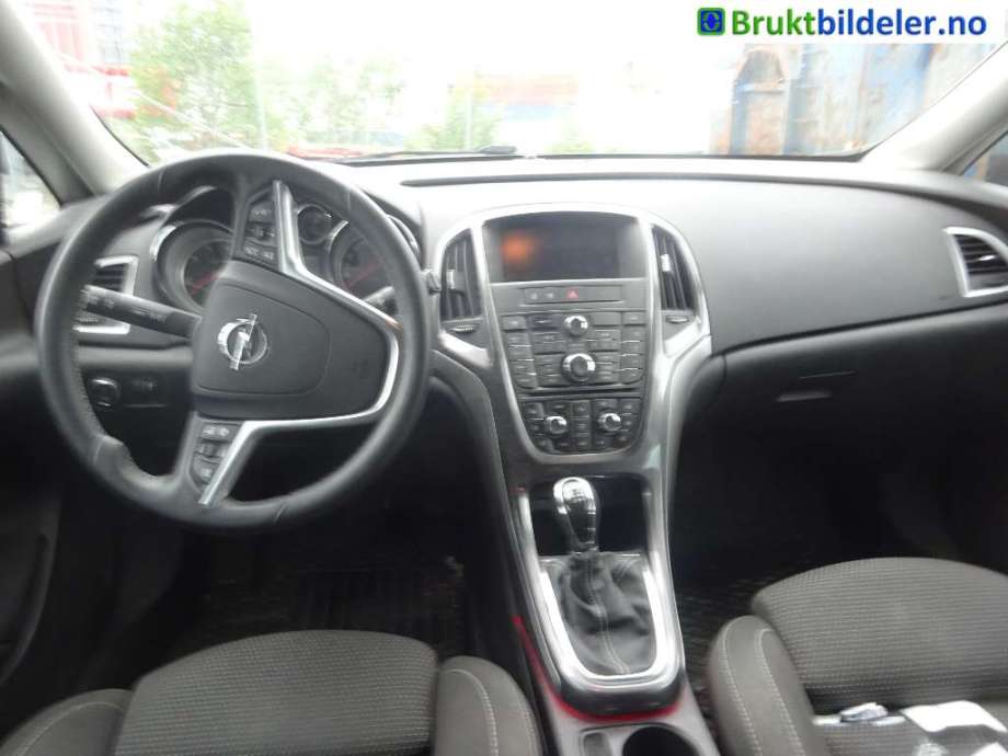 Opel Astra J 2010-2015 , Motorkode: A17DTE, Girkassekode: 