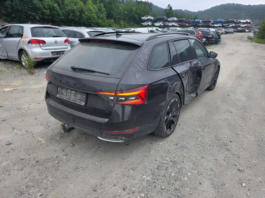 Škoda Superb 2015-->> (Type III) , Motorkode: DTUA, Girkassekode: 