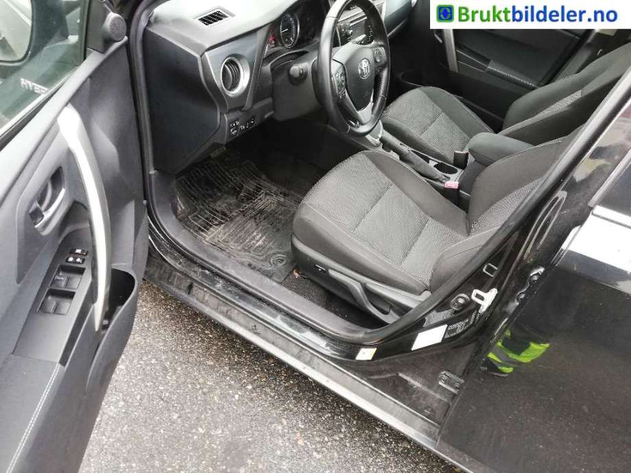 Toyota Auris 2013-2015 (Type II, Fase 1) delebil , Motorkode: 2ZR-FXE, Girkassekode: 