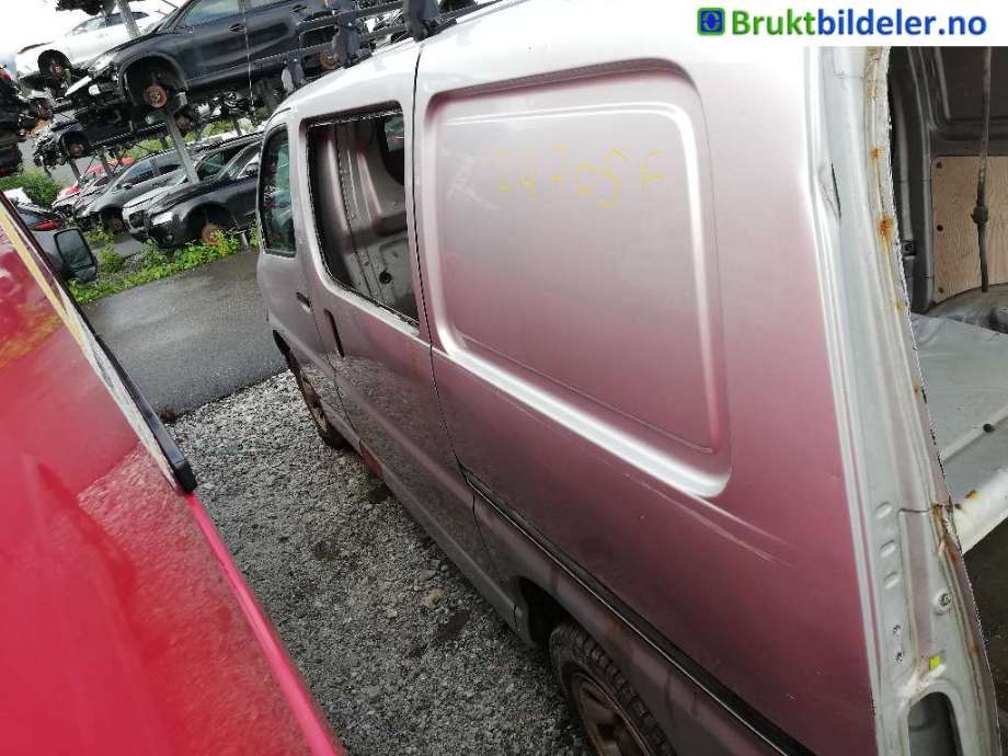Toyota Hiace 2001-2006 (Fase 2) , Motorkode: 2KD-FTV, Girkassekode: