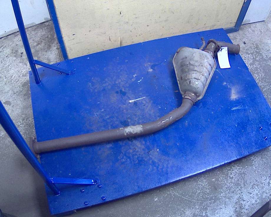 Eksos midtre til Alfa Romeo 166 1998-2007 (ALFA ROMEO 166, 2.0i-16V T-Spa|)