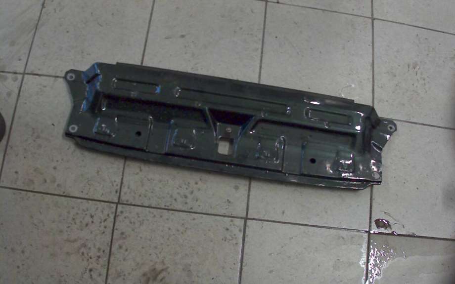 Frontplate øvre til Land Rover Range Rover, 1996-2001 (Type II) (RANGE ROVER|)