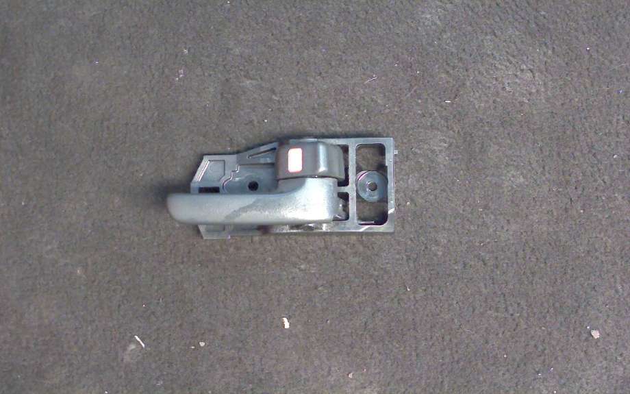 Dørhåndtak inv høyre foran til Toyota RAV4 2000-2006 (Type II) (TOYOTA|)