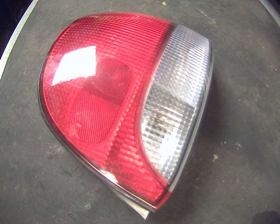 Baklykt høyre til Hyundai Accent 1999-2002 (Type II, Fase 1)  (HYUNDAI|)