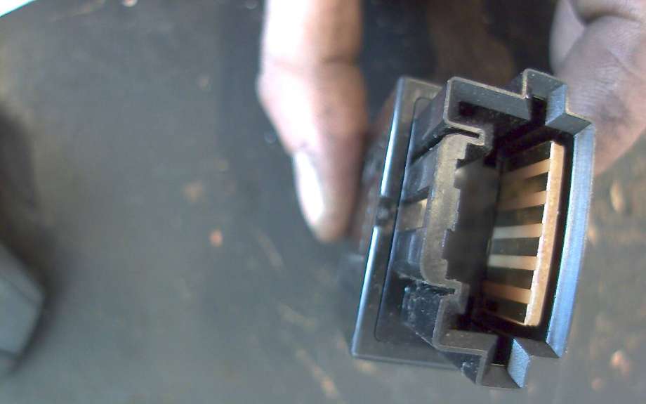 Bryter Antispinn til Mitsubishi L200 2006-2015 (Type IV) (MITSUBISHI|)