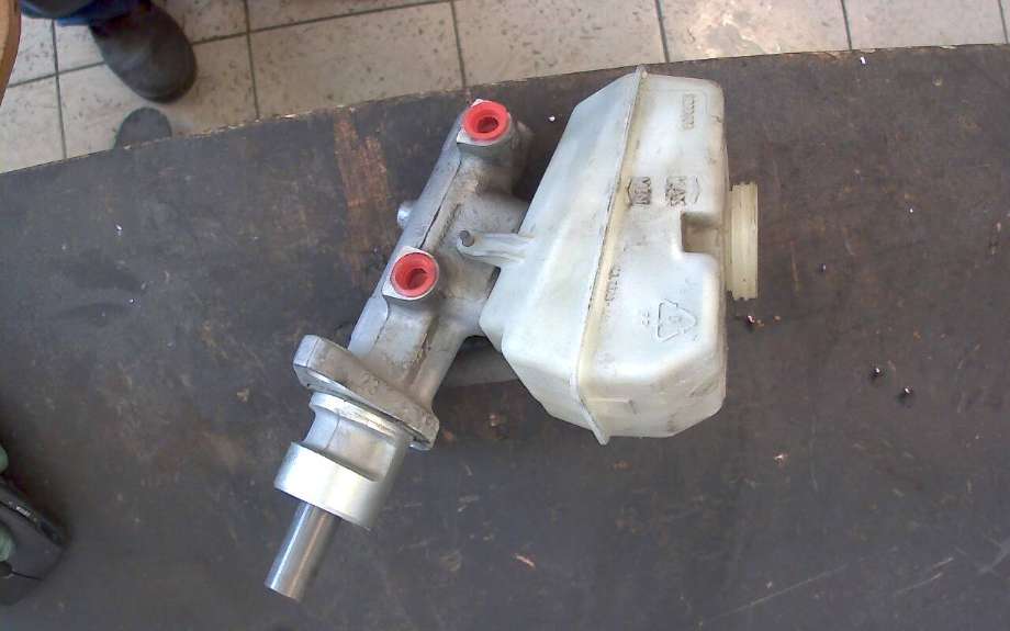 Bremsepumpe hoved til Volvo V70 (S70/XC70) 1997-2000 (Type I) (VOLVO|)