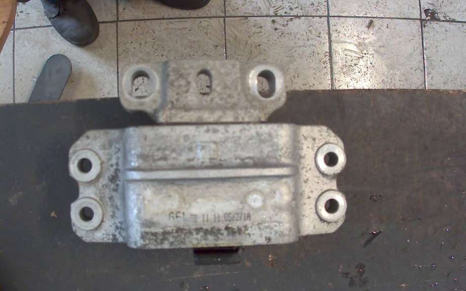 Motorfeste til Audi A3, 2003-2008 (Type II, Fase 1)  (AUDI|1K0199555)