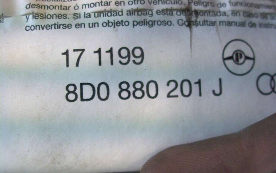 Airbag passasjer til Audi A4 1995-1999 (Type I, Fase 1) (B5) (B5) (AUDI|8D0880201J|)