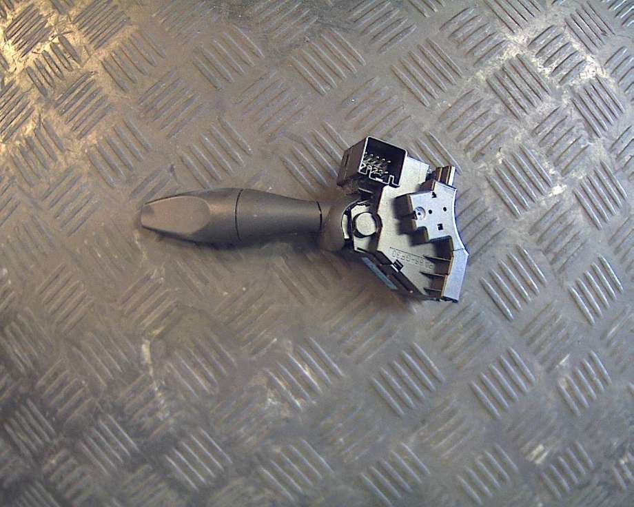 Bryter blink til Ford Fiesta 2002-2008 (Type V)  (FORD|)