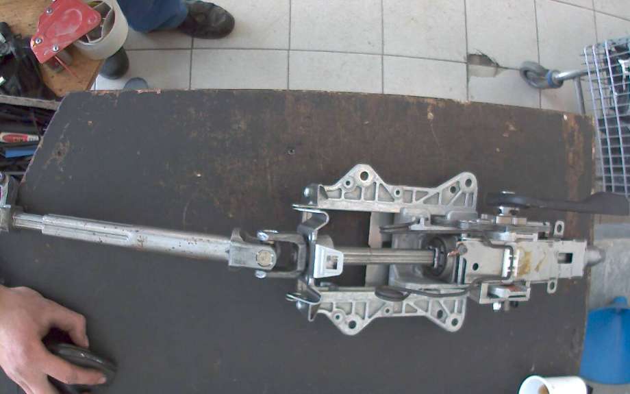 Rattaksel til VW Tiguan, 2011-2016 (Type I, Fase 2)  (VOLKSWAGEN|5N1419502D)