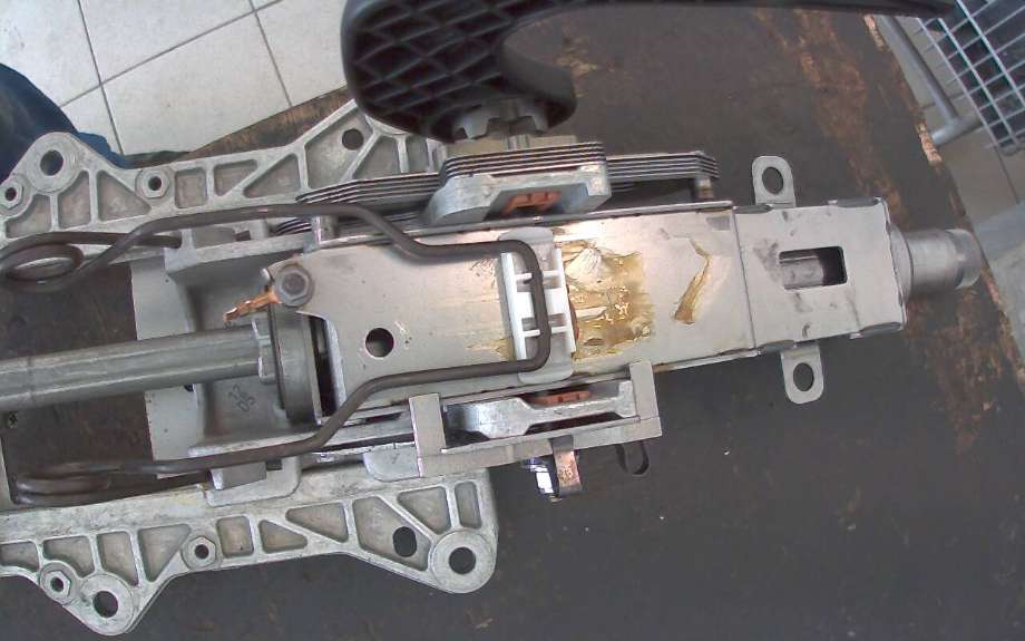 Rattaksel til VW Tiguan 2011-2016 (Type I, Fase 2)  (VOLKSWAGEN|5N1419502D|)