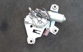 Viskermotor bakrute til Peugeot 406, 1999-2004 (Fase 2)  (PEUGEOT|0390201556)