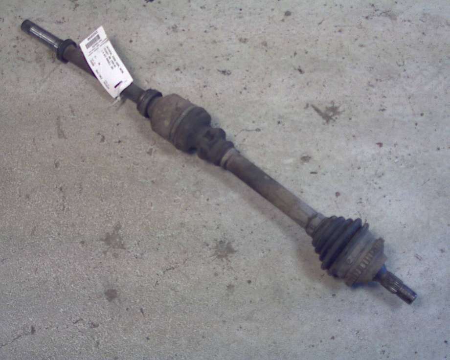 Drivaksel høyre foran til Peugeot 406 1999-2004 (Fase 2) (PEUGEOT|)