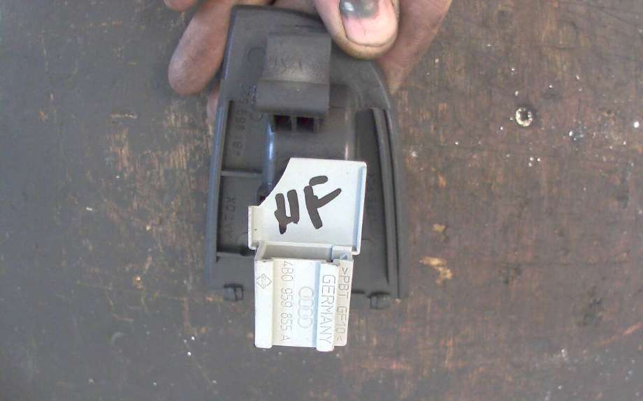 Bryter ruteheis til Audi A6 2001-2004 (Type II, Fase 2) (C5) (C5) (AUDI|4B0959855|)