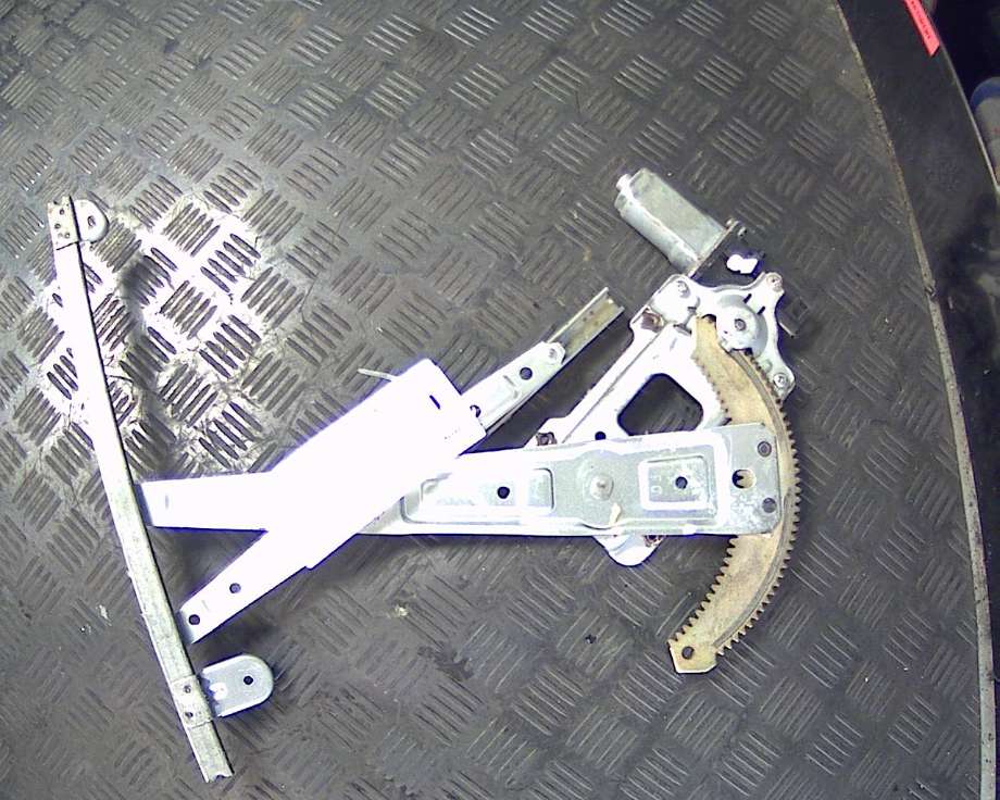 Ruteheis høyre foran til Subaru Forester 1997-2002 (Type I) (SUBARU|)