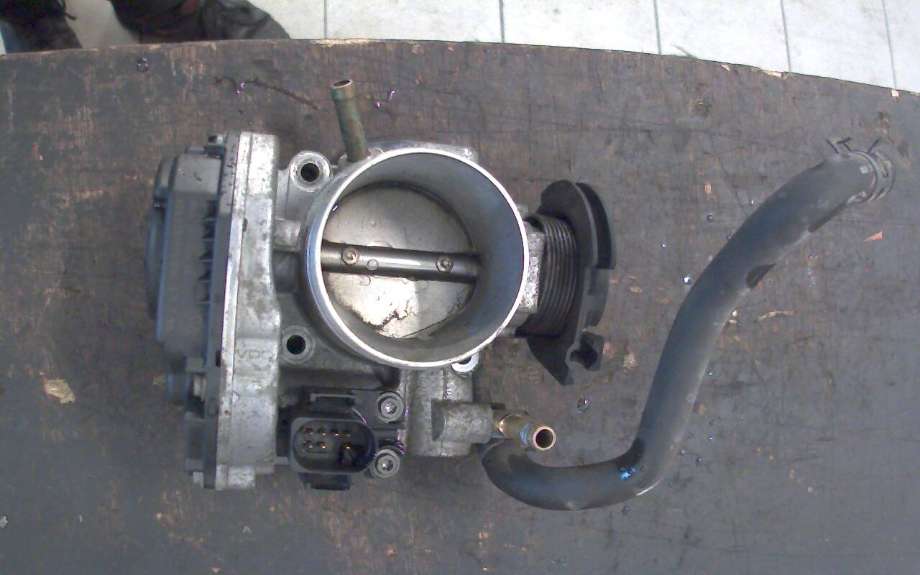 Spjeldhus til Audi A3 1996-2003 (Type I)  (AUDI|06A133064M|)