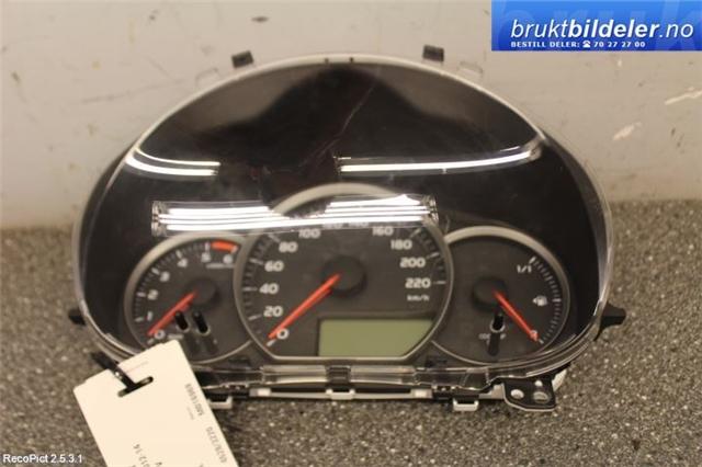 Instrumentpanel til Toyota Yaris 2012-2014 (Type III, Fase 1) (TOYOTA|83800-0DQ00|)