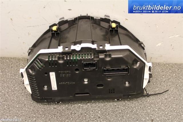 Instrumentpanel til Toyota Yaris 2012-2014 (Type III, Fase 1) (TOYOTA|83800-0DQ00|)