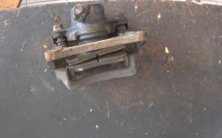 Bremsecaliper venstre bak til Toyota Land Cruiser 100, 1998-2007  (TOYOTA|)