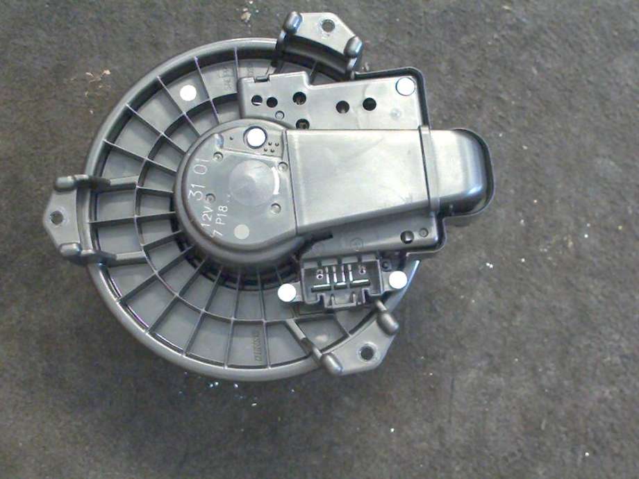 Varmeapparat motor til Toyota Yaris, 2012-2014 (Type III, Fase 1) (TOYOTA|)