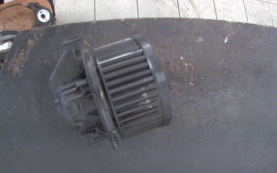 Varmeapparat motor til Ford Fiesta, 2013-2017 (Type VI, Fase 2) (FORD|VP8E2H 18456-AB)