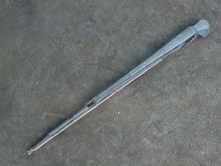 Viskerarm bakrute til Ford Fiesta 2002-2008 (Type V) (FORD|)