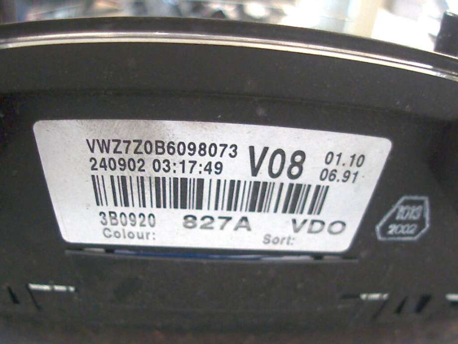 Instrumentpanel til VW Passat 2001-2005 (B5,3BG) (B5,3BG) (VOLKSWAGEN|3B0 920 827 A|)