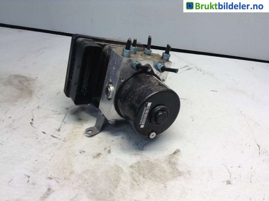 ABS sentral til BMW 3-Serie 2005-2011 (E90/E91/E92/E93) (E90/E91/E92/E93) (BMW|34 51 2 460 468|)