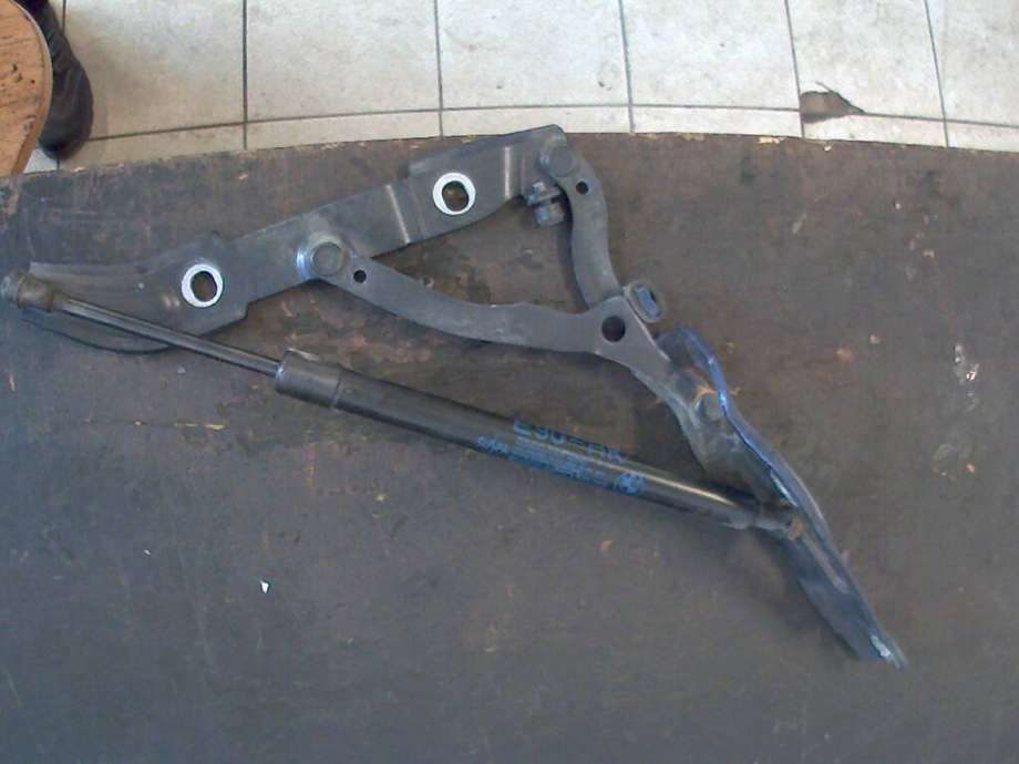 Hengsler til BMW 3-Serie, 2005-2011 (E90/E91/E92/E93) (E90/E91/E92/E93) (BMW|)