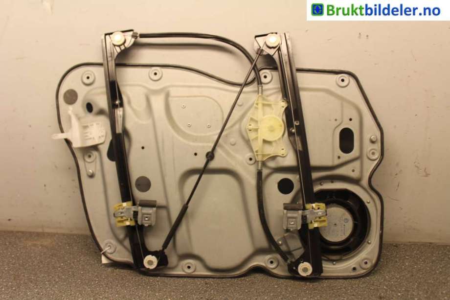 Ruteheis til VW Caddy 2004-2010 (Type III, Fase 1) (VOLKSWAGEN|1T0 837 756 H|)