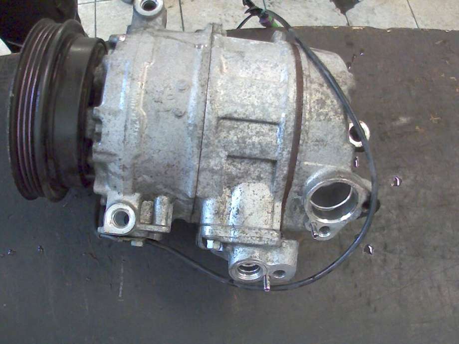 Aircondition kompressor til VW Passat 2001-2005 (B5,3BG) (B5,3BG) (VOLKSWAGEN|8D0260808|GE447220-8181|)