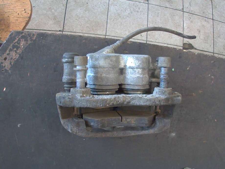 Bremsecaliper høyre foran til Peugeot Boxer, 2007-2013 (Type III, Fase 1)  (PEUGEOT|)