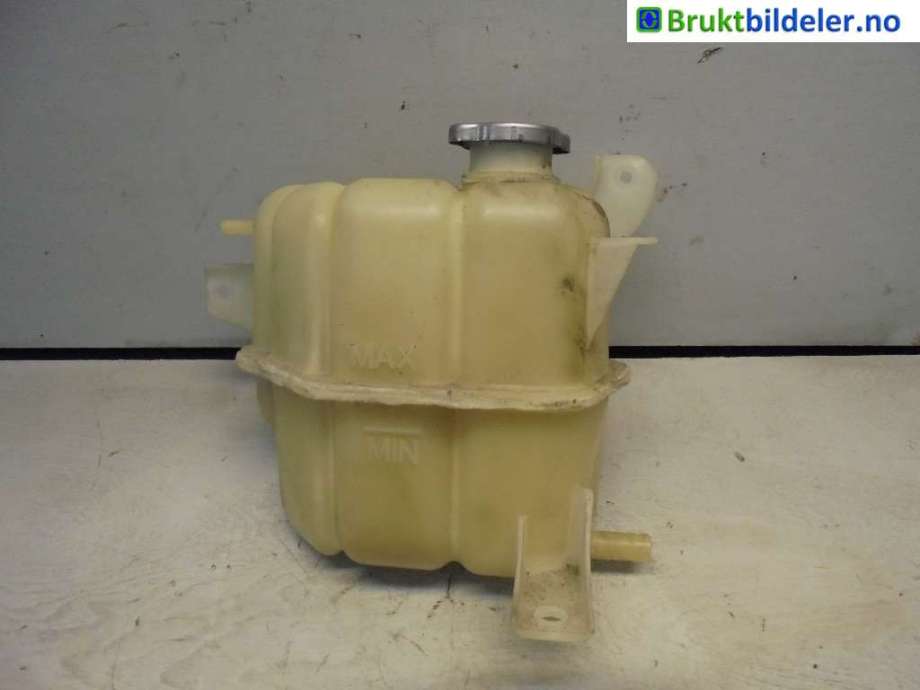 Ekspansjonstank til Nissan Navara 2005-2010 (Fase 1) (D40) (D40) (NISSAN||PP GF20)