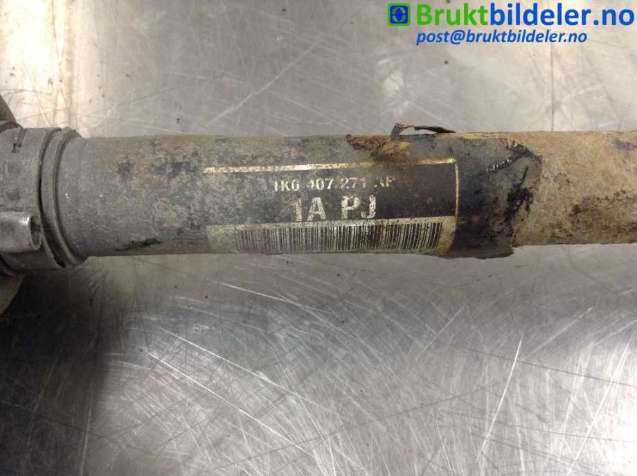 Drivaksel venstre foran til VW Golf V, Combi 2003-2008  (VOLKSWAGEN|1K0 407 271 AP|)