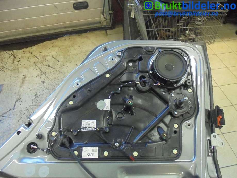 Ruteheis til VW Golf VI, 2008-2012 (VOLKSWAGEN|5K4 839 730 G)