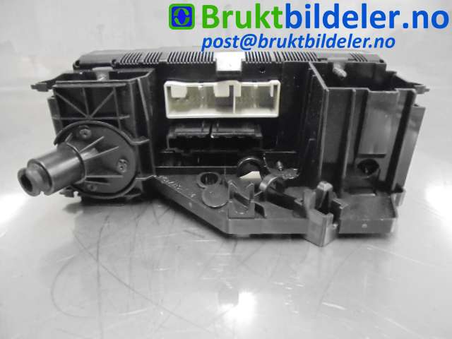 Varmeapparat betjening til VW Golf V, Combi 2003-2008  (VOLKSWAGEN|1K1 820 045 B|5HB 009 322-01|)
