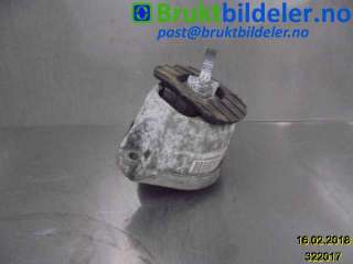 Motorfeste til BMW 5-Serie,  (E60/E61) (BMW|22116774619)