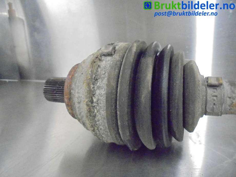 Drivaksel venstre foran til VW Passat 2005-2010 (B6) (B6) (VOLKSWAGEN|1K0407271|)