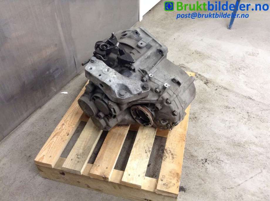 Girkasse manuell 6-trinn til VW Touran 2003-2006 (Type I, Fase 1)  (VOLKSWAGEN||GNE)