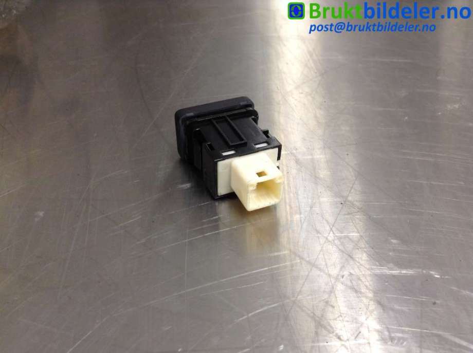Bryter Antispinn til Mitsubishi Outlander 2012-2015 (Type III, Fase 1)  (MITSUBISHI||2K243A08)