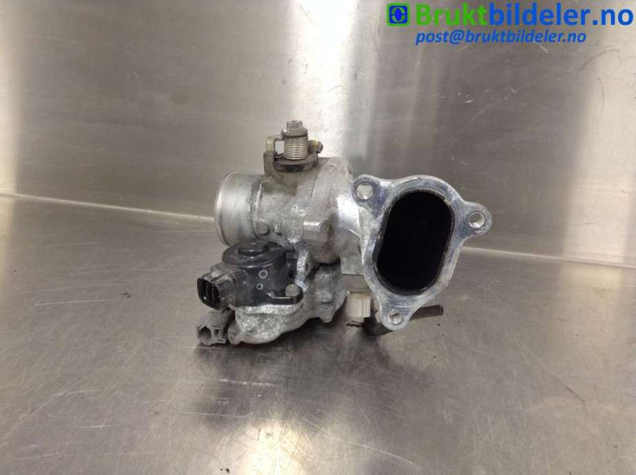 Spjeldhus til Toyota Avensis 2003-2008 (Type II)  (TOYOTA|89672-21020|)