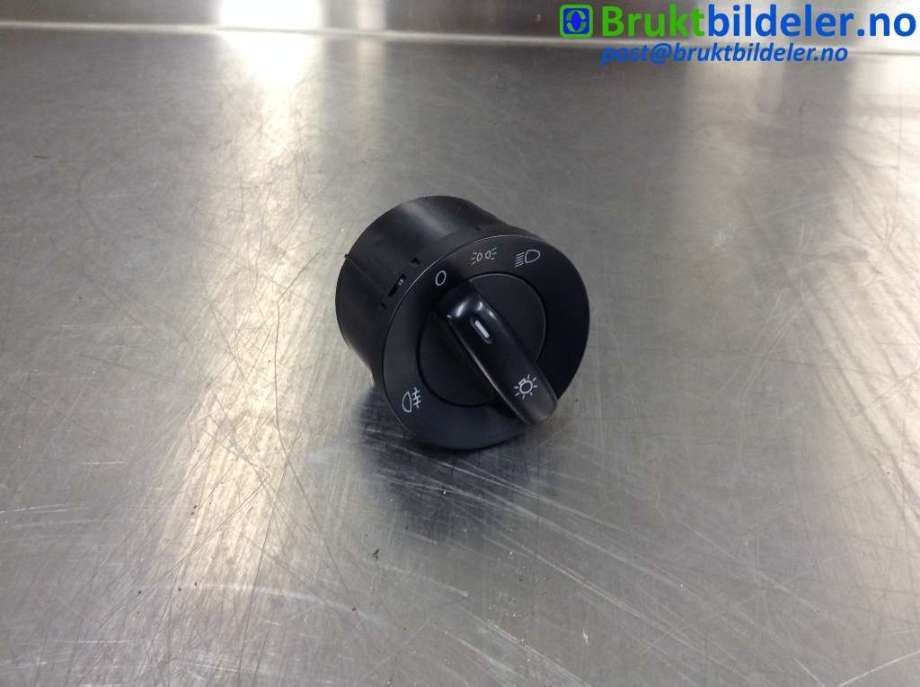 Bryter lys til VW Caddy, 2004-2010 (Type III, Fase 1) (VOLKSWAGEN|1T0 941 431 T)