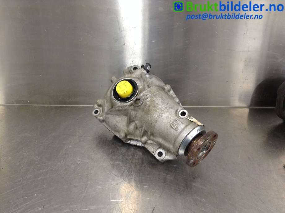 Kardang til BMW 5-Serie 2010-2017 (F10/F11) (F10/F11) (BMW|7591997-04|EAF95Z|)