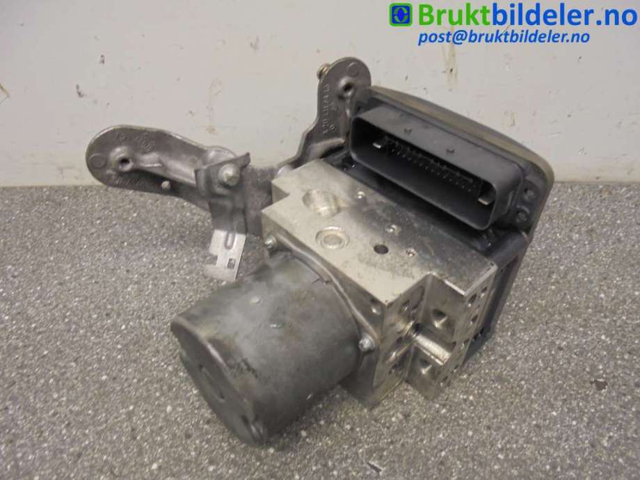 ABS sentral til Mercedes E-Klasse, 2006-2009 (Fase 2) (W211) (W211) (MERCEDES AVANTGARD|A 211 431 38 12)